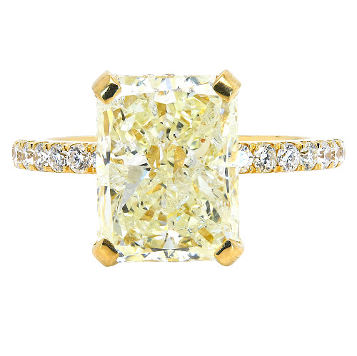 OFF/SOL/RAD/7161921c - 4.04CT S-0.49CT FLY SI2 WGI9624140067 L1/2